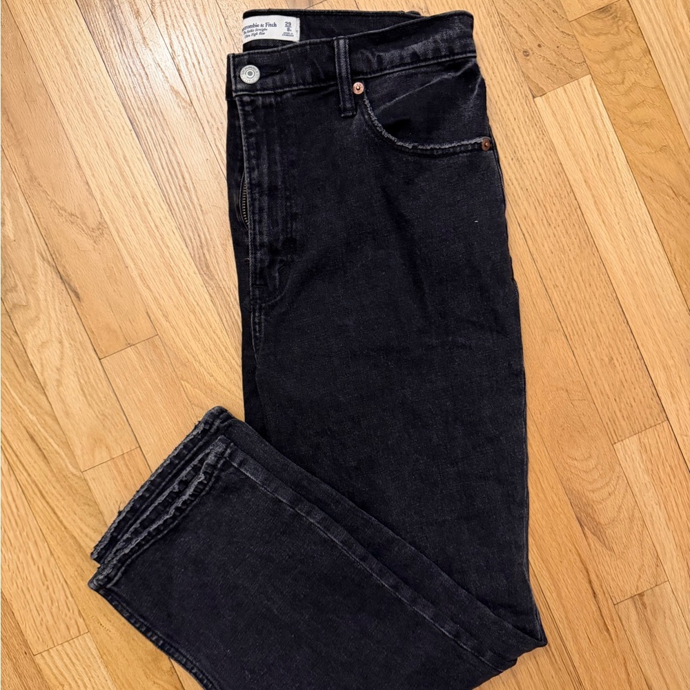 Abercrombie & Fitch The Ankle Straight Ultra High Rise